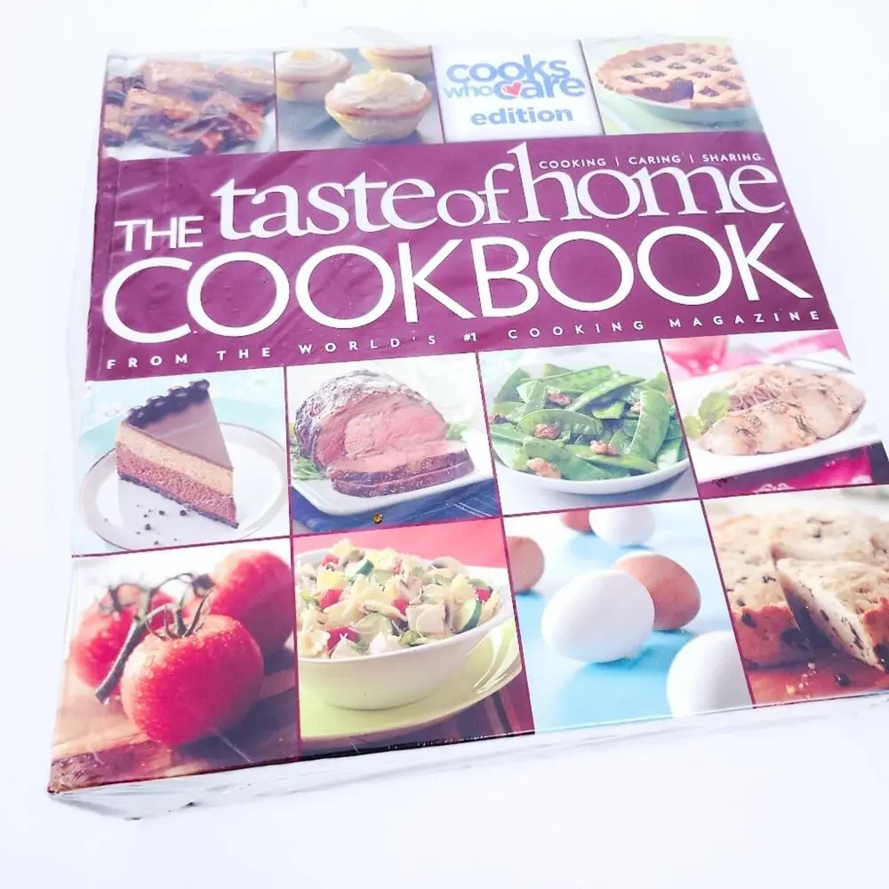 NEW Taste of Home Cookbook Hardback, Binder Nearly 1400 Recipes, Color Photos